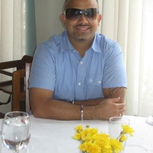 Meet your Posher, Mayimbito